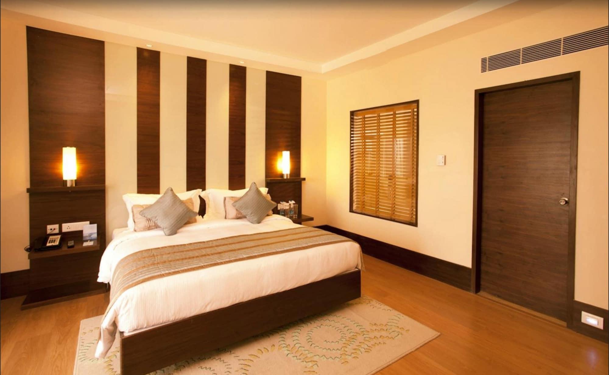 Radisson Blu Centre 5* Chennai