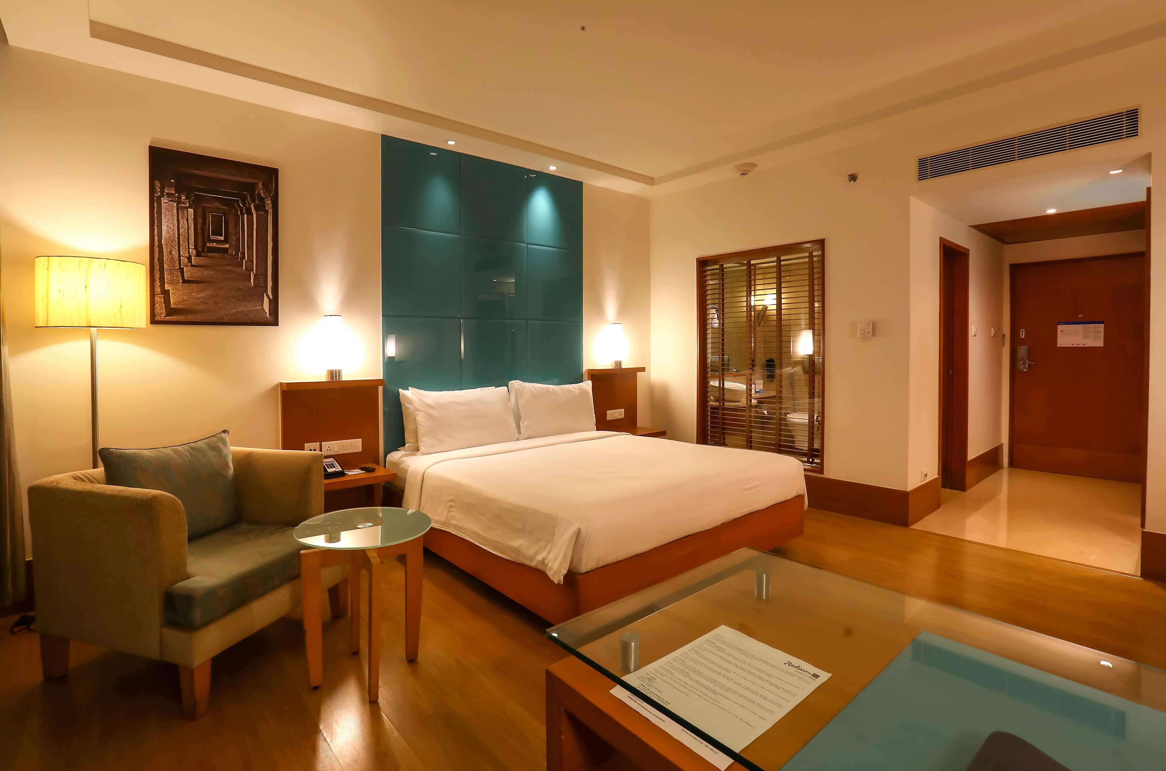 Radisson Blu Centre 5* Chennai